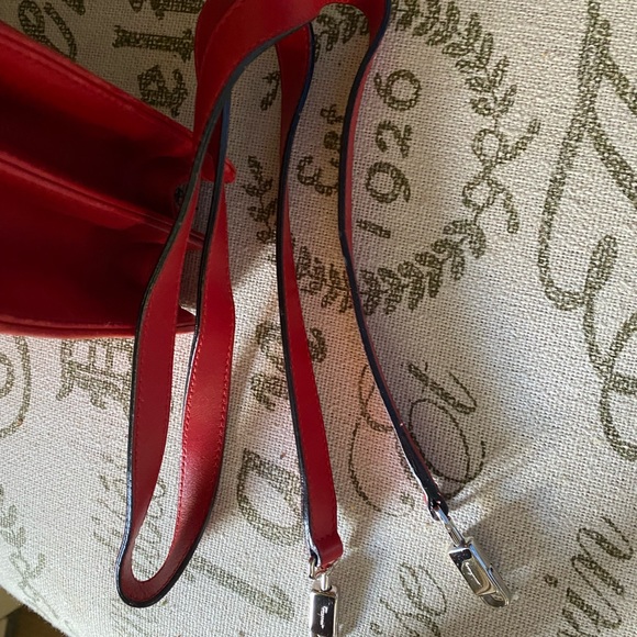 Vintage Salvatore Ferragamo red Italian leather handbag - Picture 7 of 16